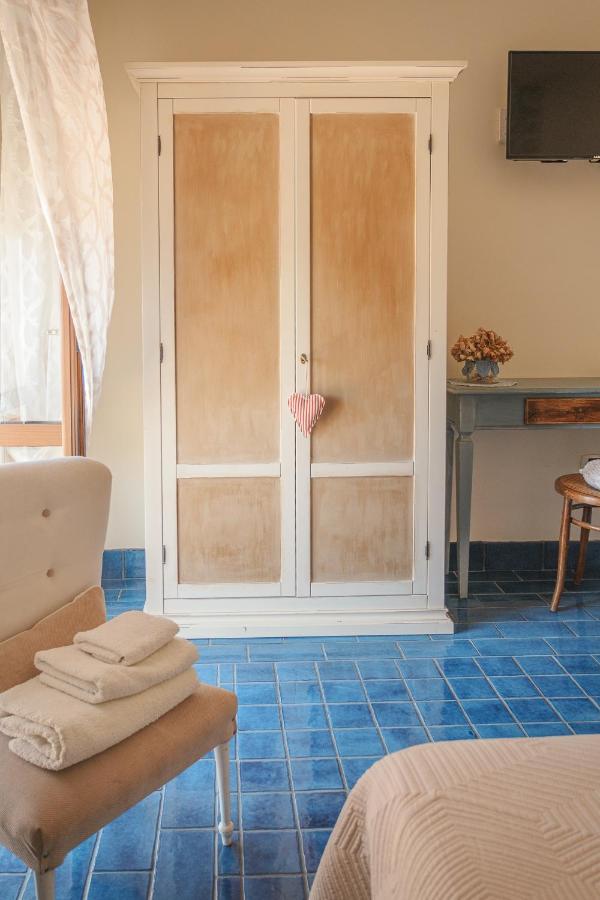 La Casa Nel Borgo Bed & Breakfast Сан Никола Арчела Екстериор снимка